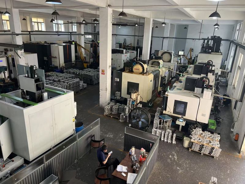 Yimi (Guangzhou) Automotive Parts Co, Ltd 제조업체의 생산 라인