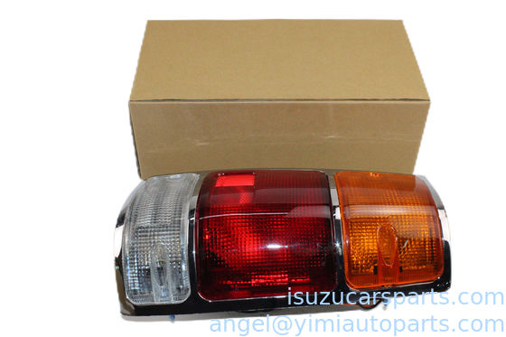 ISUZU UCR TFR2000 램프 ASM RR COMB LH 3716100D 8970687410 8971210800